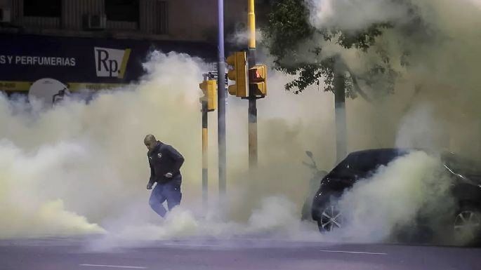 Suspendieron el partido de Independiente con Atlético Tucumán por los incidentes