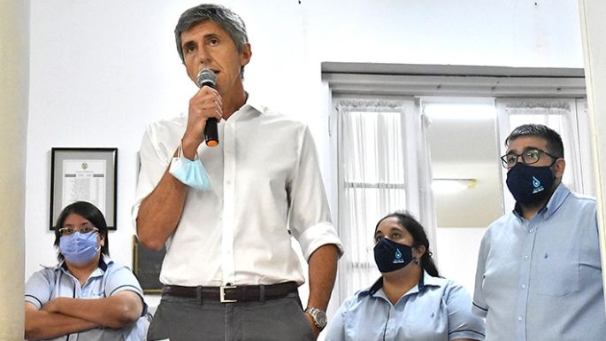 Intentarán que el aumento del agua se apruebe “lo antes posible”