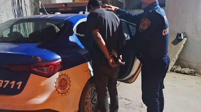 Los engancharon robando hierros de una obra en construcción