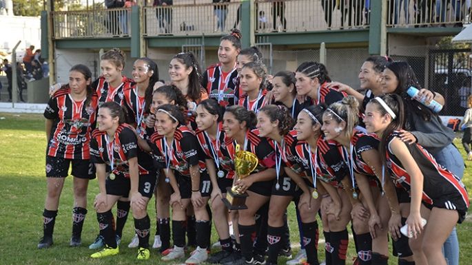 “Nos vamos con la frente en alto”