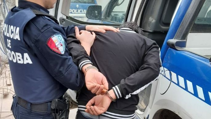 Un hombre fue detenido por agredir a su pareja