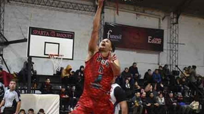 Sparta ganó y lidera a paso firme