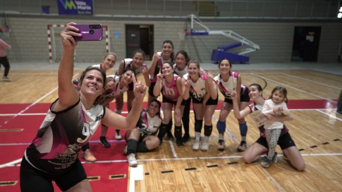 Varieté se consagró campeón de la Liga Municipal Femenina de Vóley