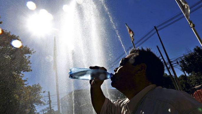 Sigue la ola de calor en el mundo