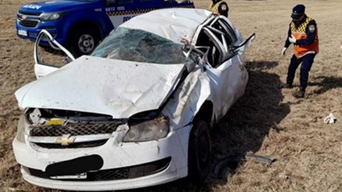 Herido grave en un  vuelco en la autopista
