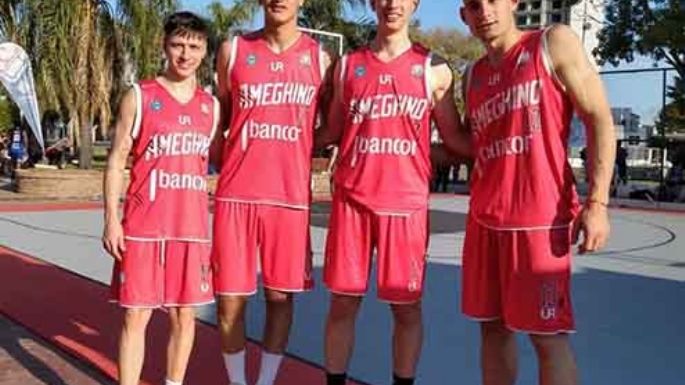 Ameghino participó de una parada en Paraná