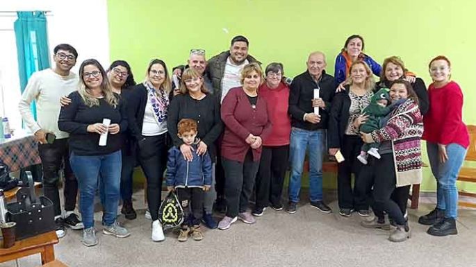 “Tenemos cinco a seis familias por día que nos piden ayuda”