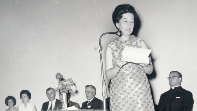 El homenaje a  la señorita Nilda Gamacchio
