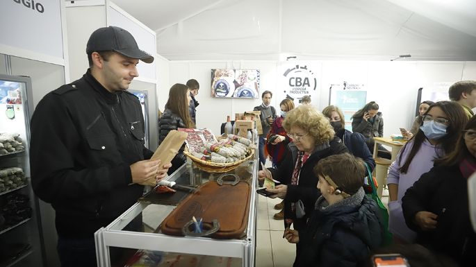 “La Argentina tiene que defender a quienes trabajan”, dijo Schiaretti en la Sociedad Rural