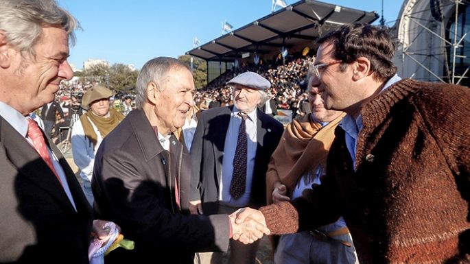 Schiaretti ratificó su defensa al campo