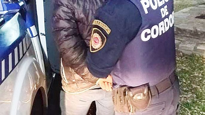 Iban a robar, pero los policías los detuvieron