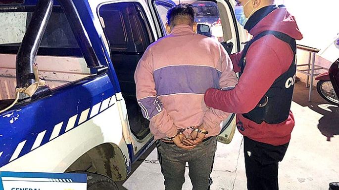 Hurtaron una moto y tras un allanamiento los atraparon