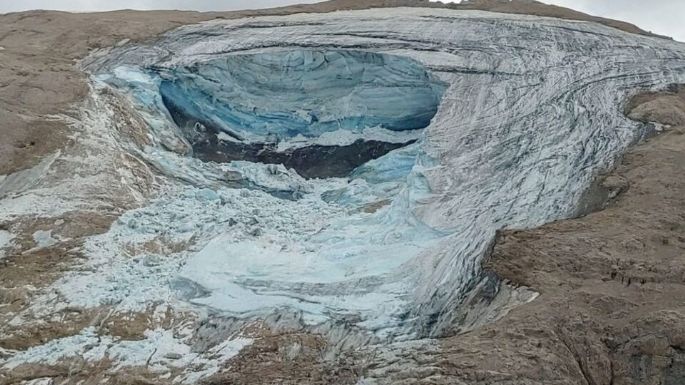 Al menos seis muertos tras el desprendimiento de parte de un glaciar