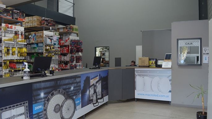 Primera empresa privada en instalar su estación de carga