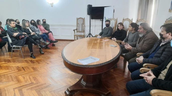 Otorgarán beneficios económicos a privados que contraten personas trans y no binarias