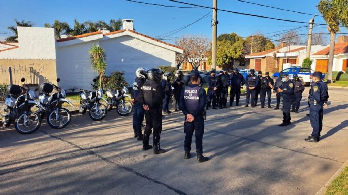 Operativo de seguridad en barrio Santa Ana