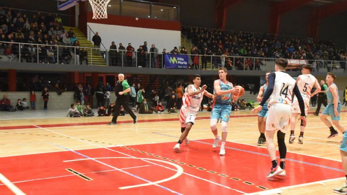 El básquetbol villamariense tendió su mano solidaria