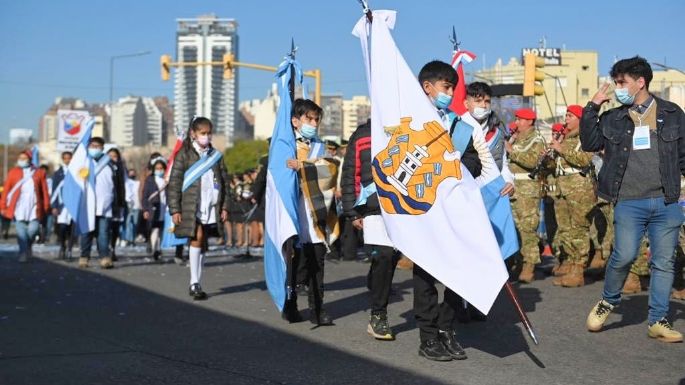 Córdoba capital: más de 25 mil personas participaron del desfile patrio