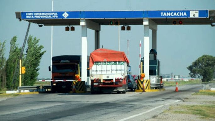 Levantarían los peajes de la ruta 6