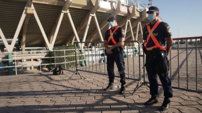 La previa de Talleres y Vélez se vive con un gran despliegue de seguridad