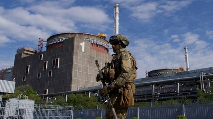 Bombardeos cerca de una central nuclear
