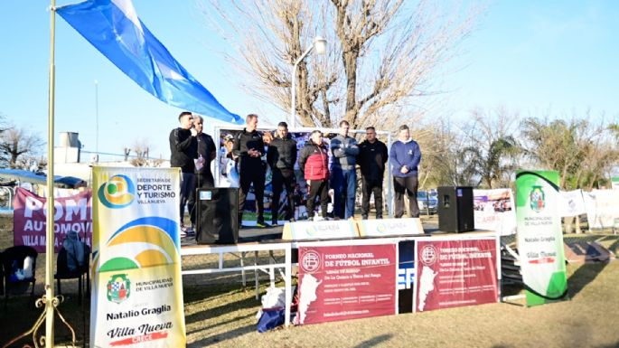Inauguraron el torneo de fútbol infantil "Lanús, tu amigo"