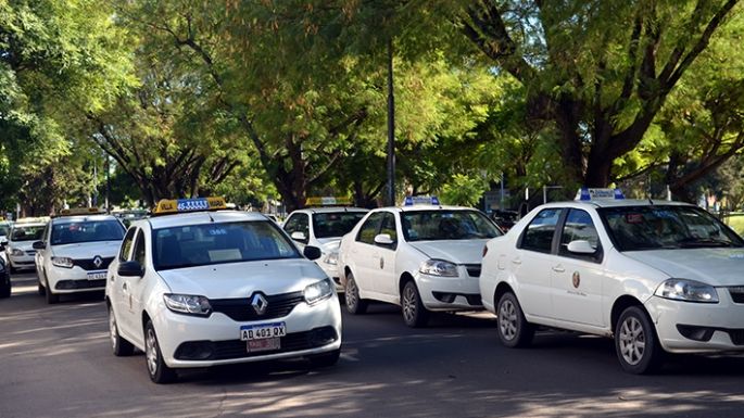 Taxis: aumenta un 25% la tarifa