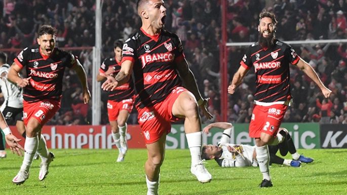 Ferro frenó a Belgrano  y se acercó Instituto