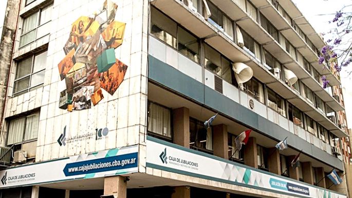 Son 546 jubilaciones y retiros al mes