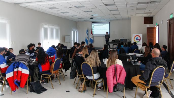 Escuelas secundarias participan de dos jornadas de Desafíos de Innovación