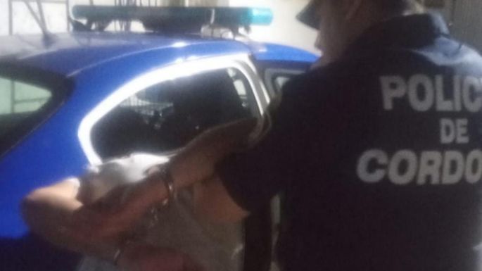 De nuevo, por la noche, hubo dos detenciones en Villa Nueva