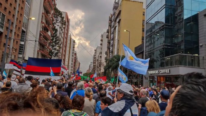 Masivas movilizaciones en varios puntos del país en apoyo a Cristina Kirchner