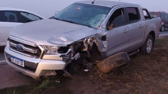 Motociclista falleció tras impactar contra una camioneta