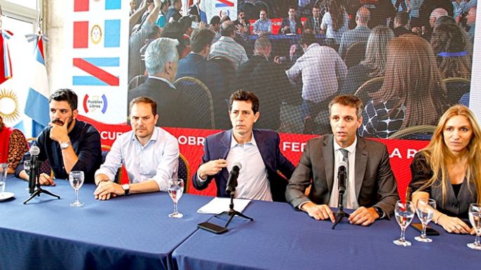 Gill en un gran encuentro federal