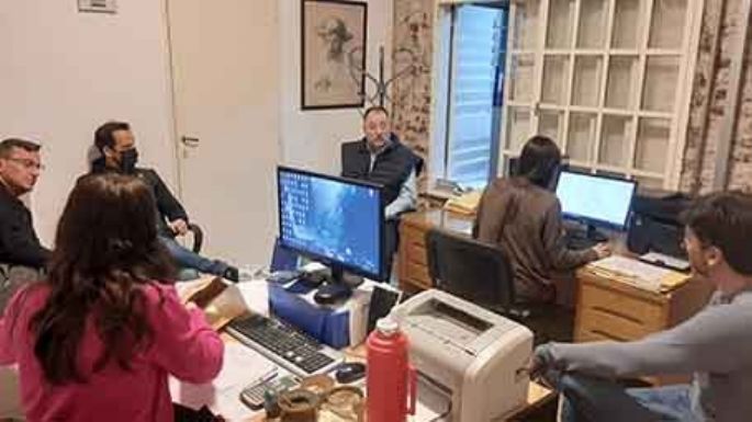 Tres empresas interesadas en el CDI