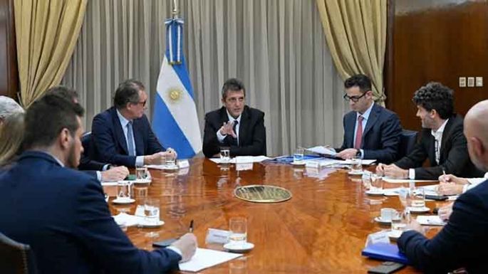 Massa reducirá impuestos a tres sectores