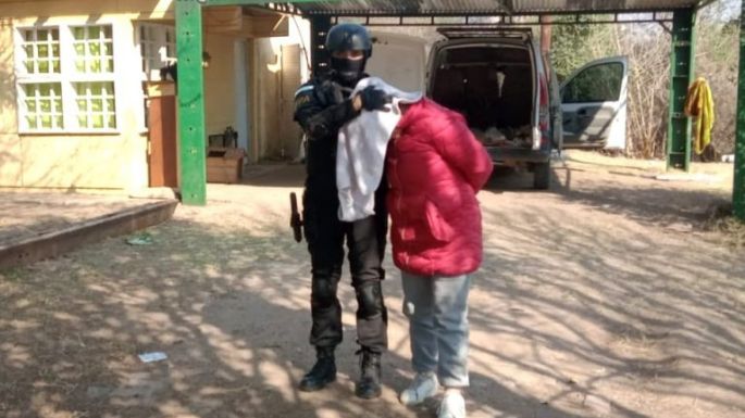 Una reincidente en la venta de drogas y su hija detenidas