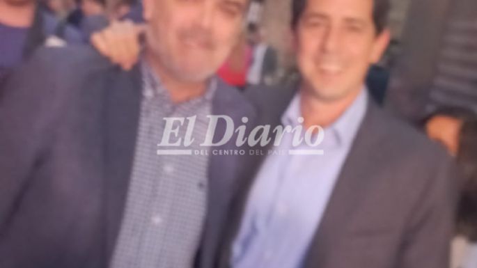 Miguel Sponer se dio un fuerte abrazo con Massa minutos antes de su jura