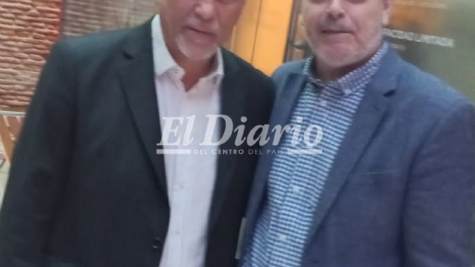 Miguel Sponer se dio un fuerte abrazo con Massa minutos antes de su jura