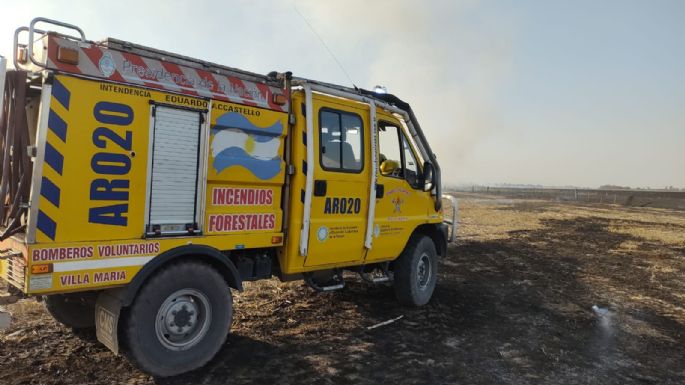 Se quemaron 30 hectáreas, pero los bomberos impidieron que el fuego se extienda