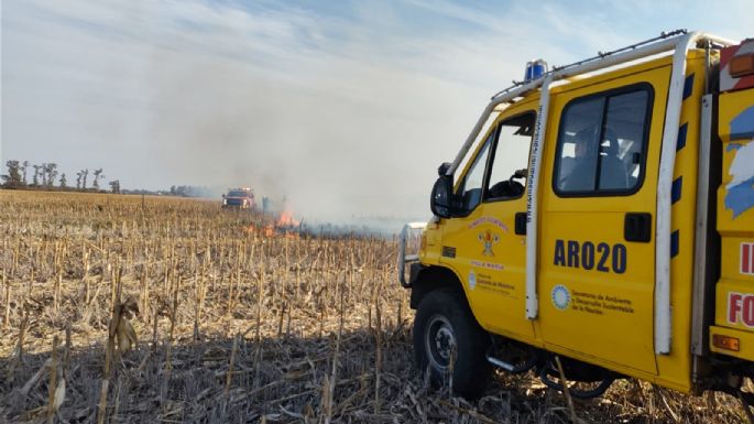 Se quemaron 30 hectáreas, pero los bomberos impidieron que el fuego se extienda