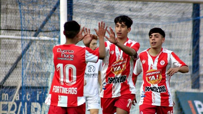 Alumni logró dos victorias en su visita a Juniors