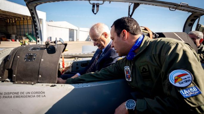 Taiana presentó el tercer Beechcraft TC-12B Hurón y el primer Tucano modernizado en el país
