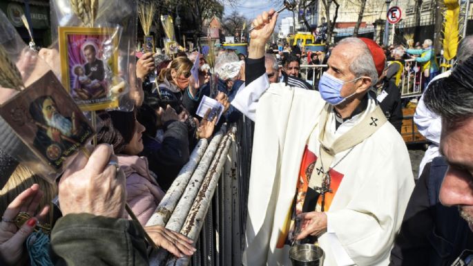 Poli exhortó a los fieles a adoptar "actitudes solidarias y fraternas" para "reconstruir Argentina"