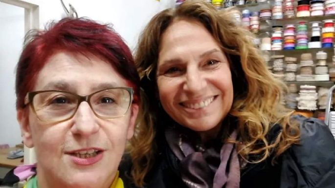 La actriz Ginette Reynal paseó por nuestro centro y un comercio agradeció su visita