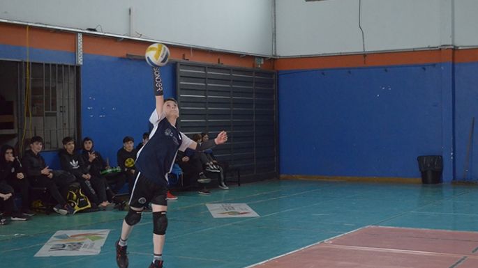 Trinitarios y Rivadavia, sumaron varios triunfos