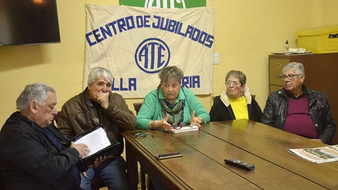 Reclaman una “cláusula gatillo por inflación” para los haberes