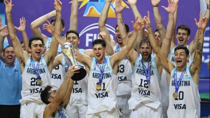 Campazzo: "Salir campeón tiene un gusto diferente con esta camiseta"