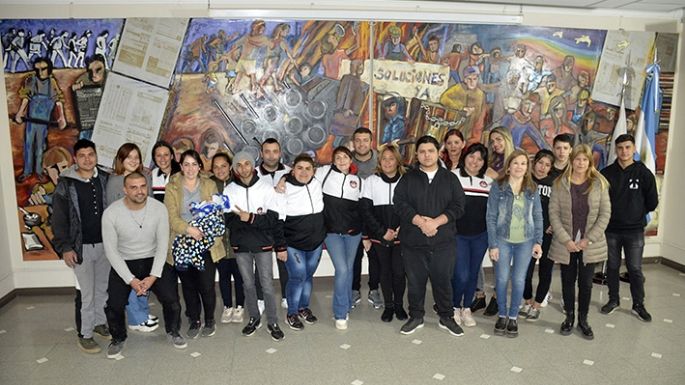 Estudiantes de visita en El Diario