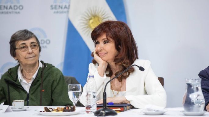 Reapareció Cristina Kirchner: "Siento que estoy viva por Dios y por la Virgen"